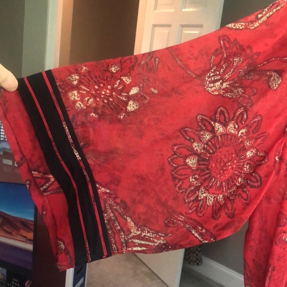 Chico’s Silk Kimono Jacket Size 16 Red Black Tan Yellow - Picture 3 of 6